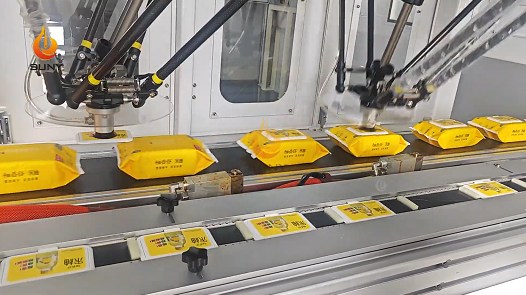 Automatic Lid Applicator for Wet Wipes Production Lines